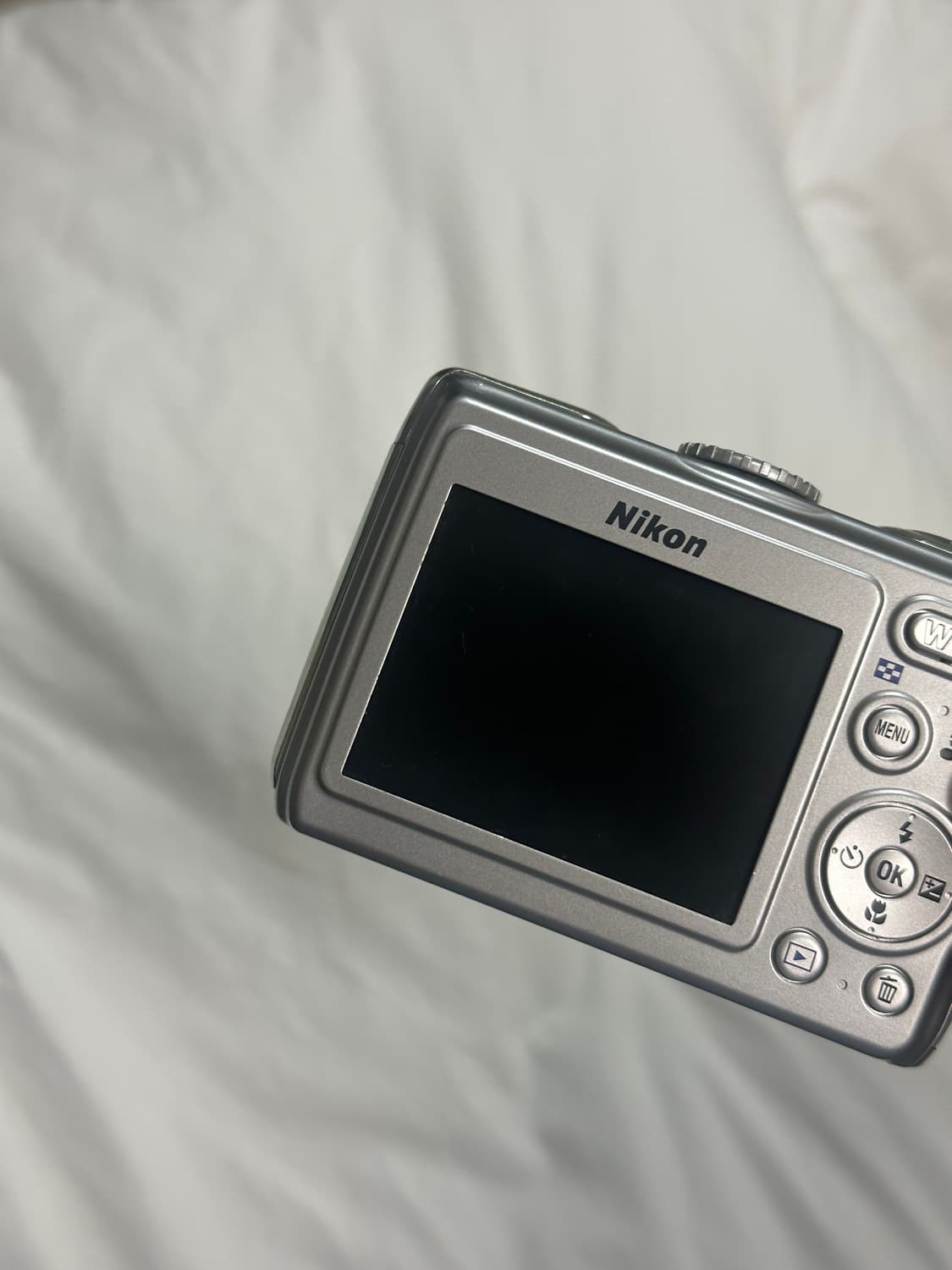 [희귀S급/전용구매창] 니콘 P4 NIKON P4 디지털카메라 상품이미지3