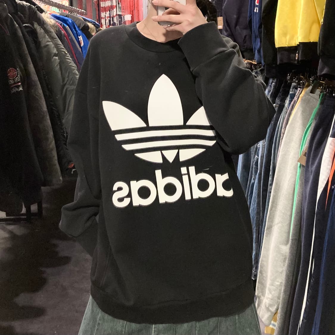 [IM] 아디다스 빅로고 스웻셔츠 블랙 상품이미지4