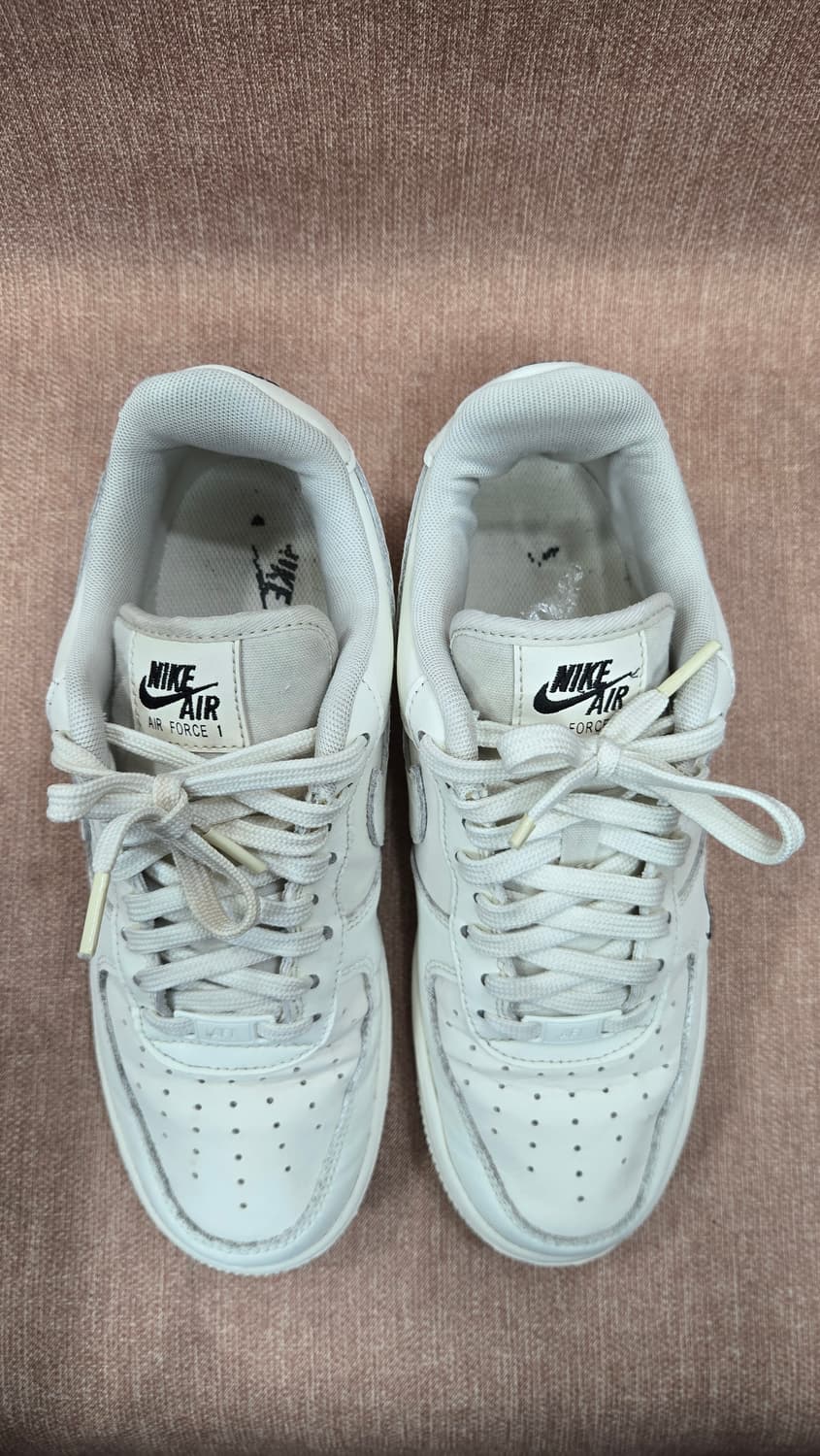 나이키 260mm- 에어 포스 1 '07 로우 올 화이트 스니커즈 상품이미지2