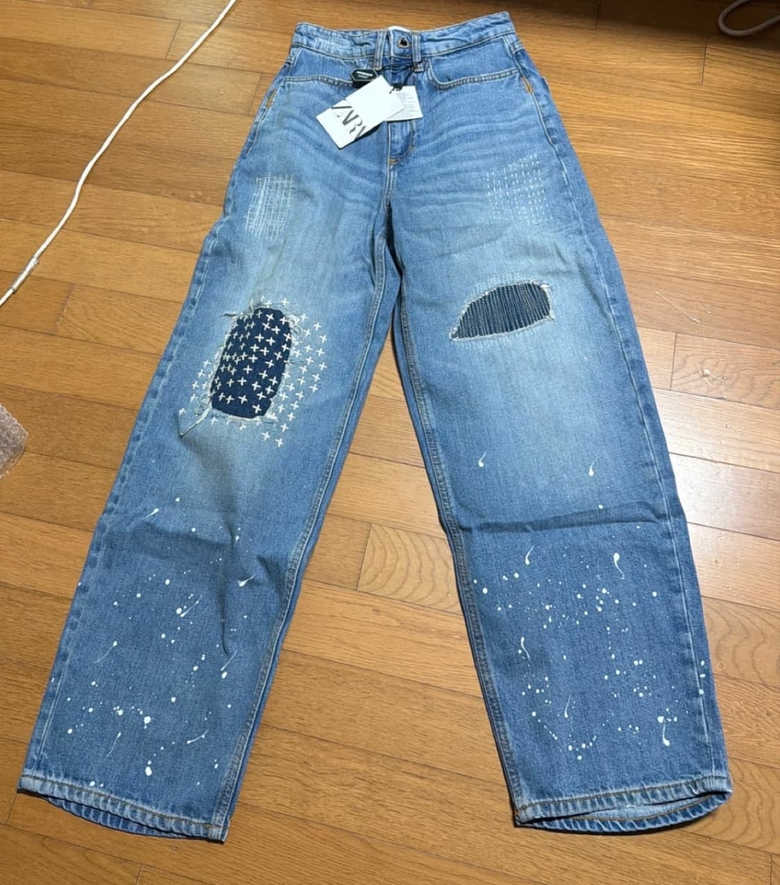 자라 아더에러 패치진 상품이미지1