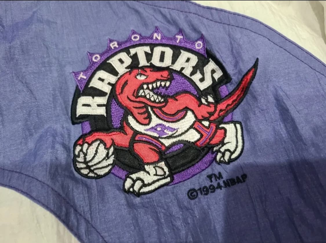 PRO PLAYER 토론토 랩터스 올드스쿨 바람막이 상품이미지2
