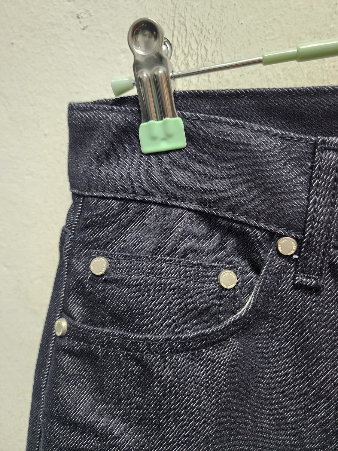 (새상품) Niier Noir 니어노어 로즈자수 인디고 벌룬핏 데님 상품이미지5