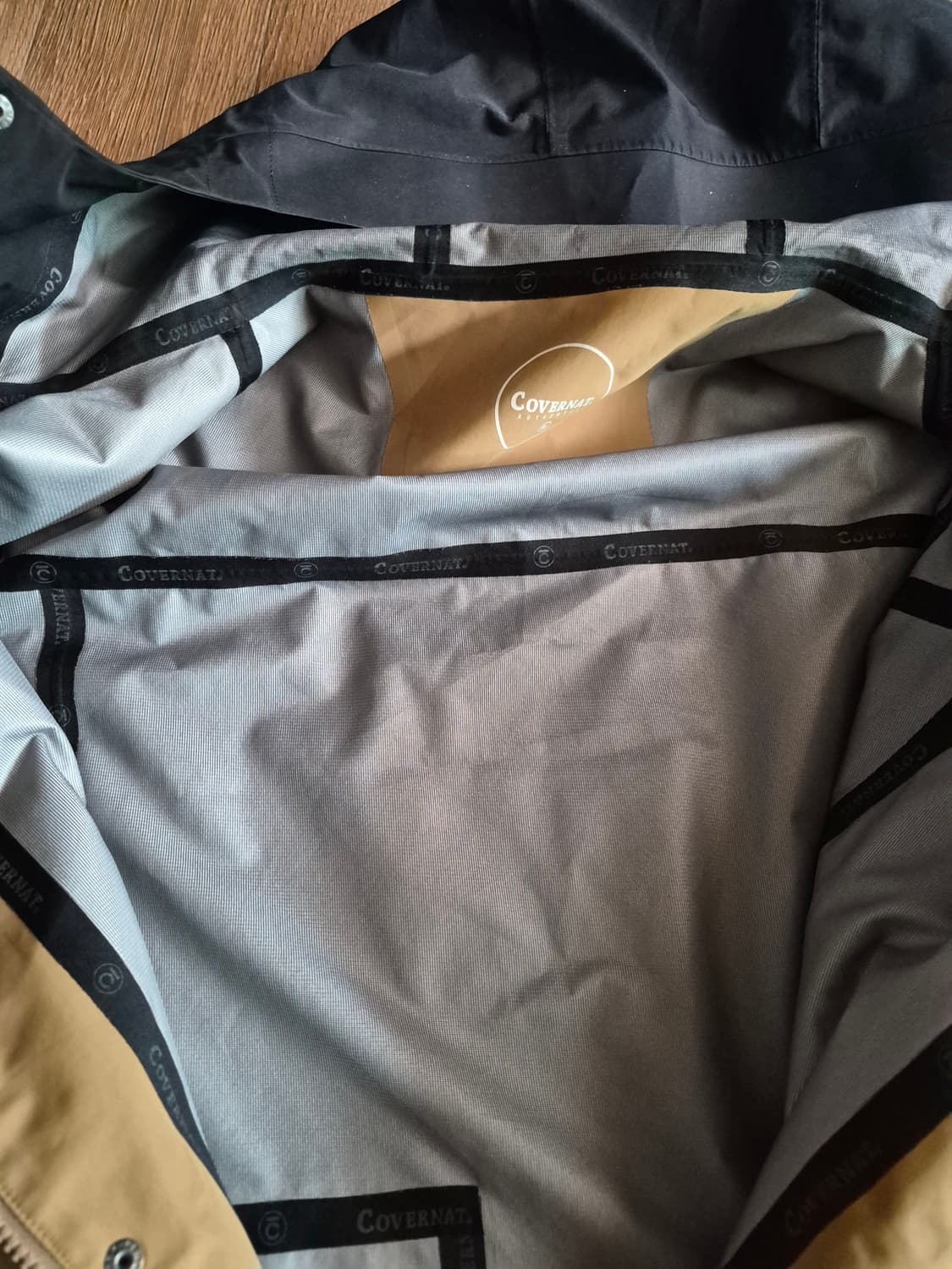 커버낫 심실드 윈드브레이커 상품이미지3