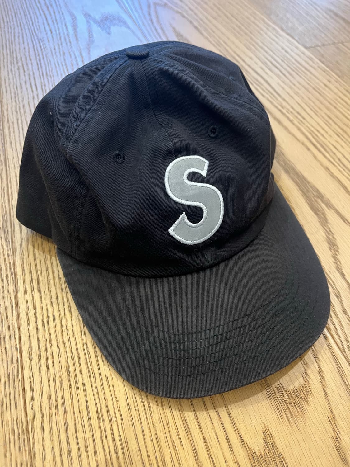 슈프림 3M 리플렉티브 S로고 블랙 상품이미지1