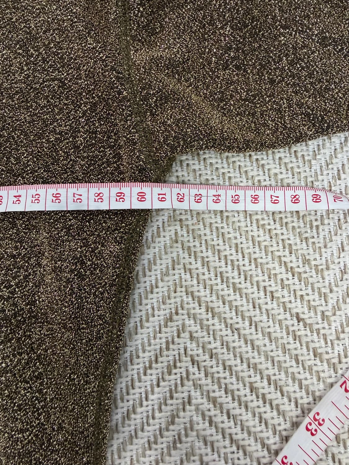 정품) 시스템 한섬 금색 펄 장식 오버핏 니트 맨투맨 90F 상품이미지8