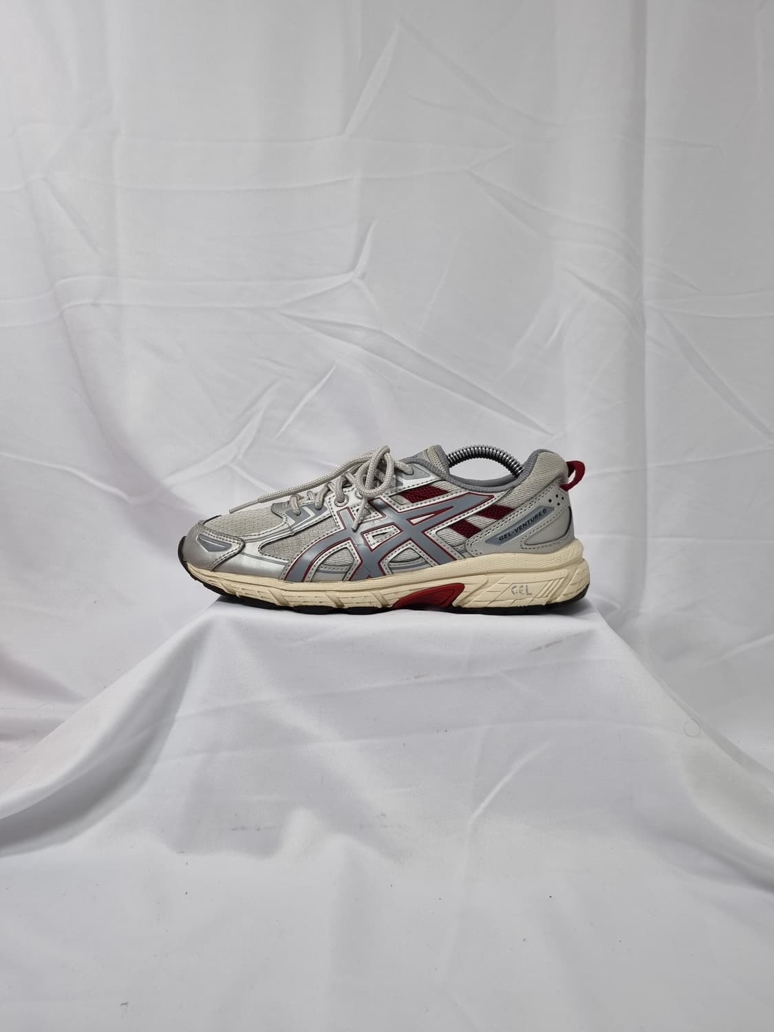 235 아식스 젤 벤쳐 6 글레이셔 스니커즈 상품이미지1