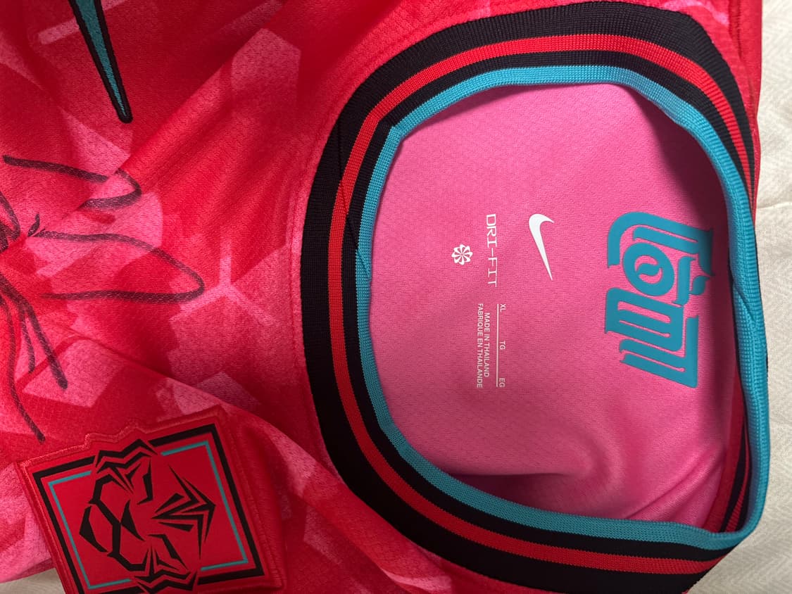 한국국대 노마킹 유니폼 이영표친필사인 상품이미지3