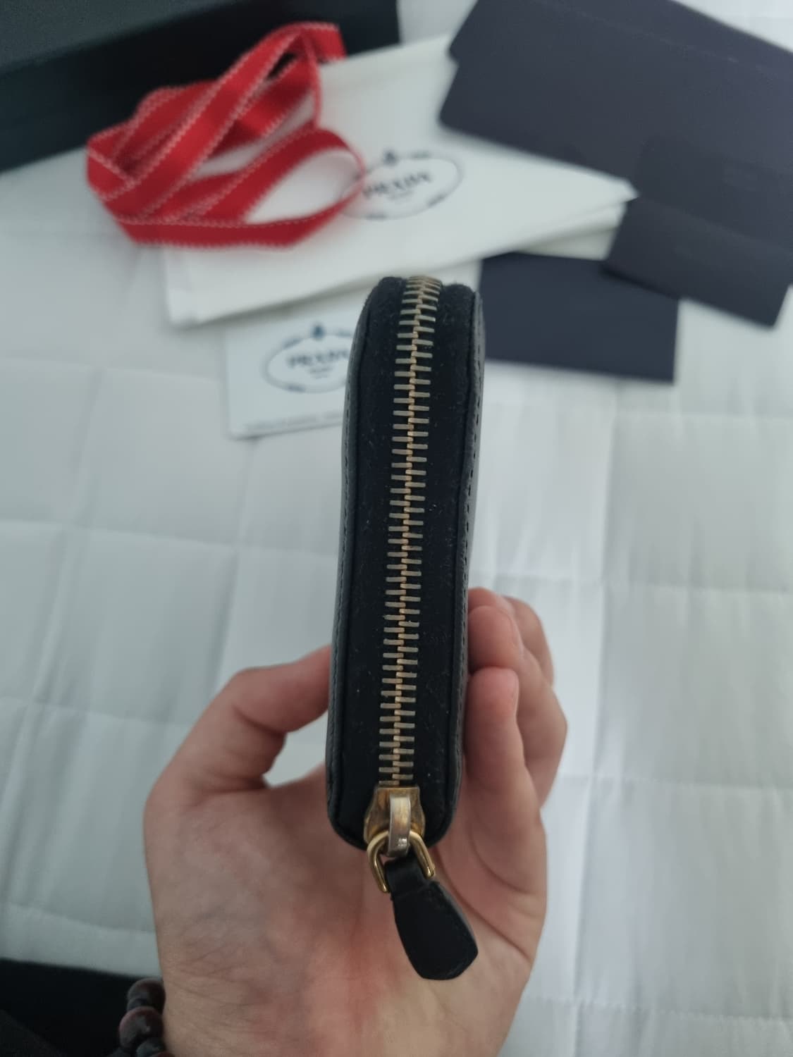 [ 풀구성품 ] 프라다 사피아노 금장 지퍼돌이 장지갑 상품이미지3