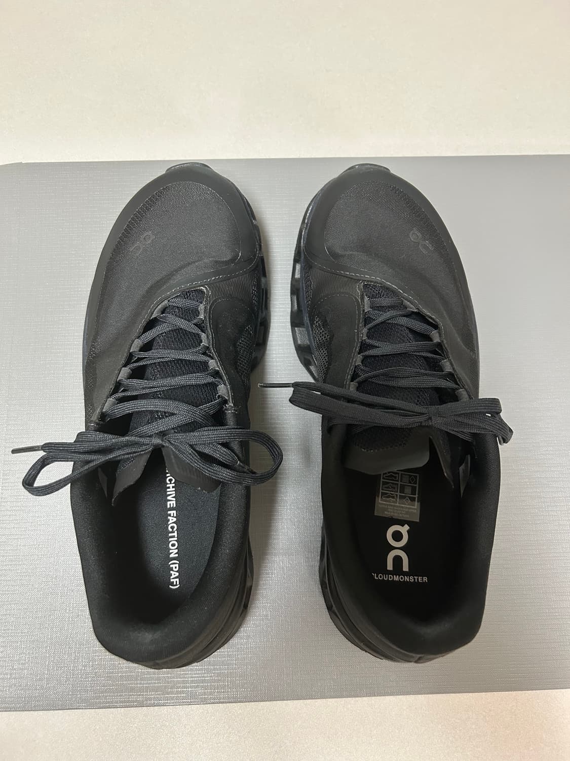 온러닝 파프 270 올블랙 상품이미지1