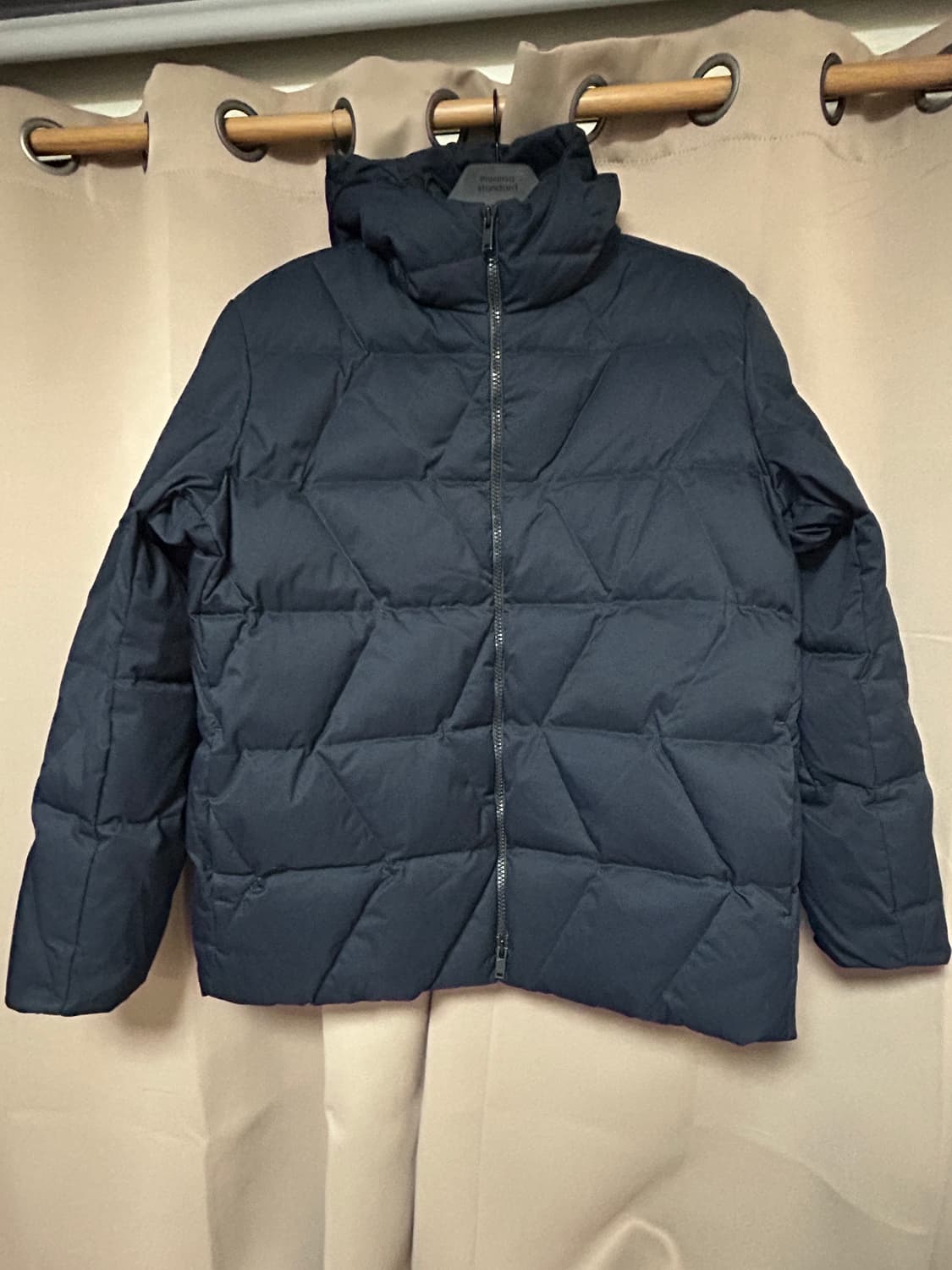 띠어리 24fw 패딩 네이비 2XL 상품이미지1