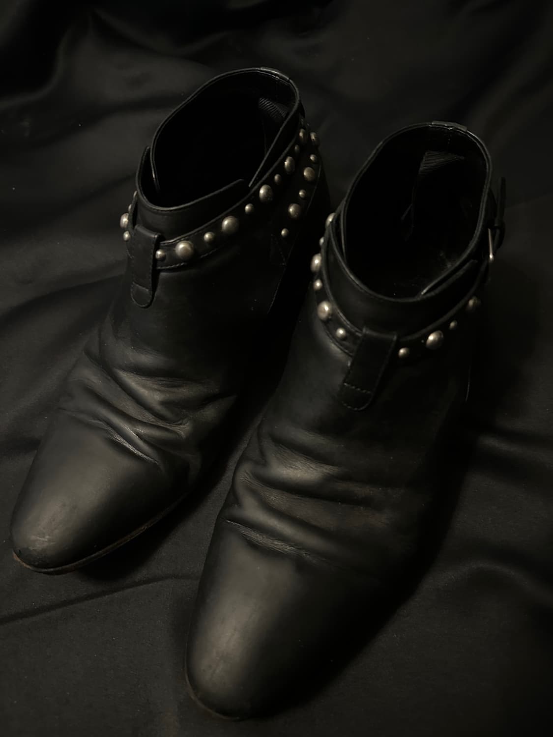 생로랑 에디슬리먼 스터드 부츠 상품이미지1