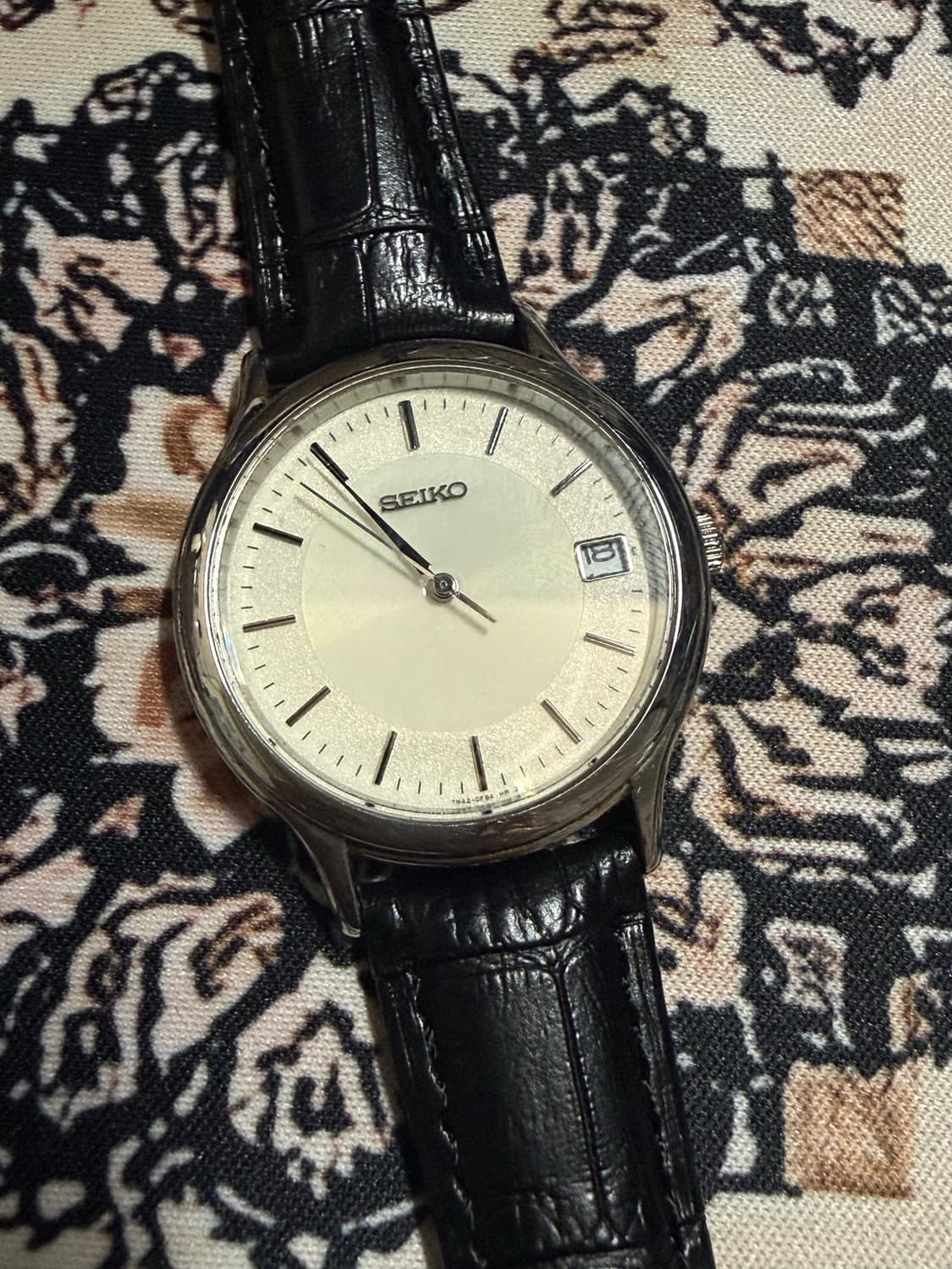 SEIKO 빈티지 쿼츠 시계 상품이미지2