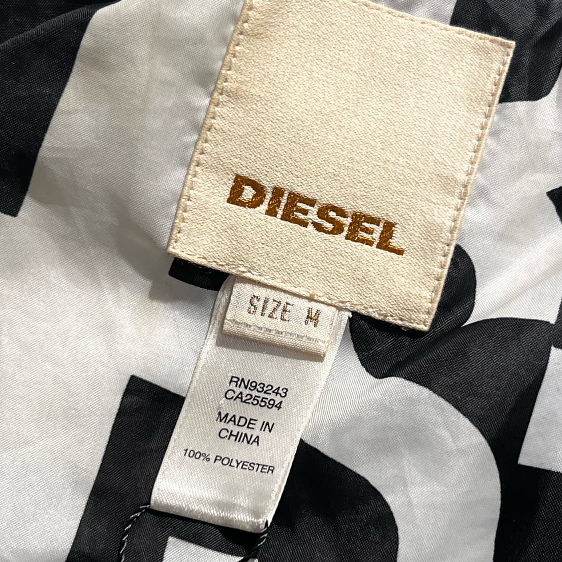 Diesel Asymmetric High Neck Zip Jacket 상품이미지8