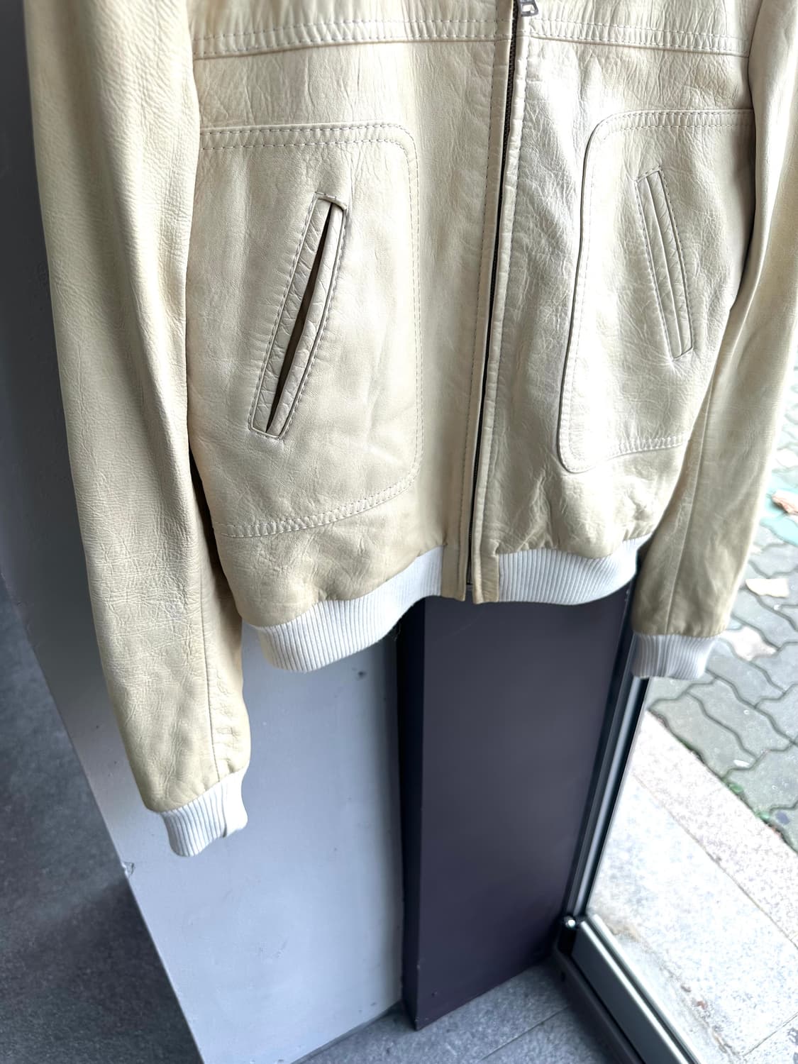 40/ 발렌시아가 Goat Leather 라이더 자켓 상품이미지4