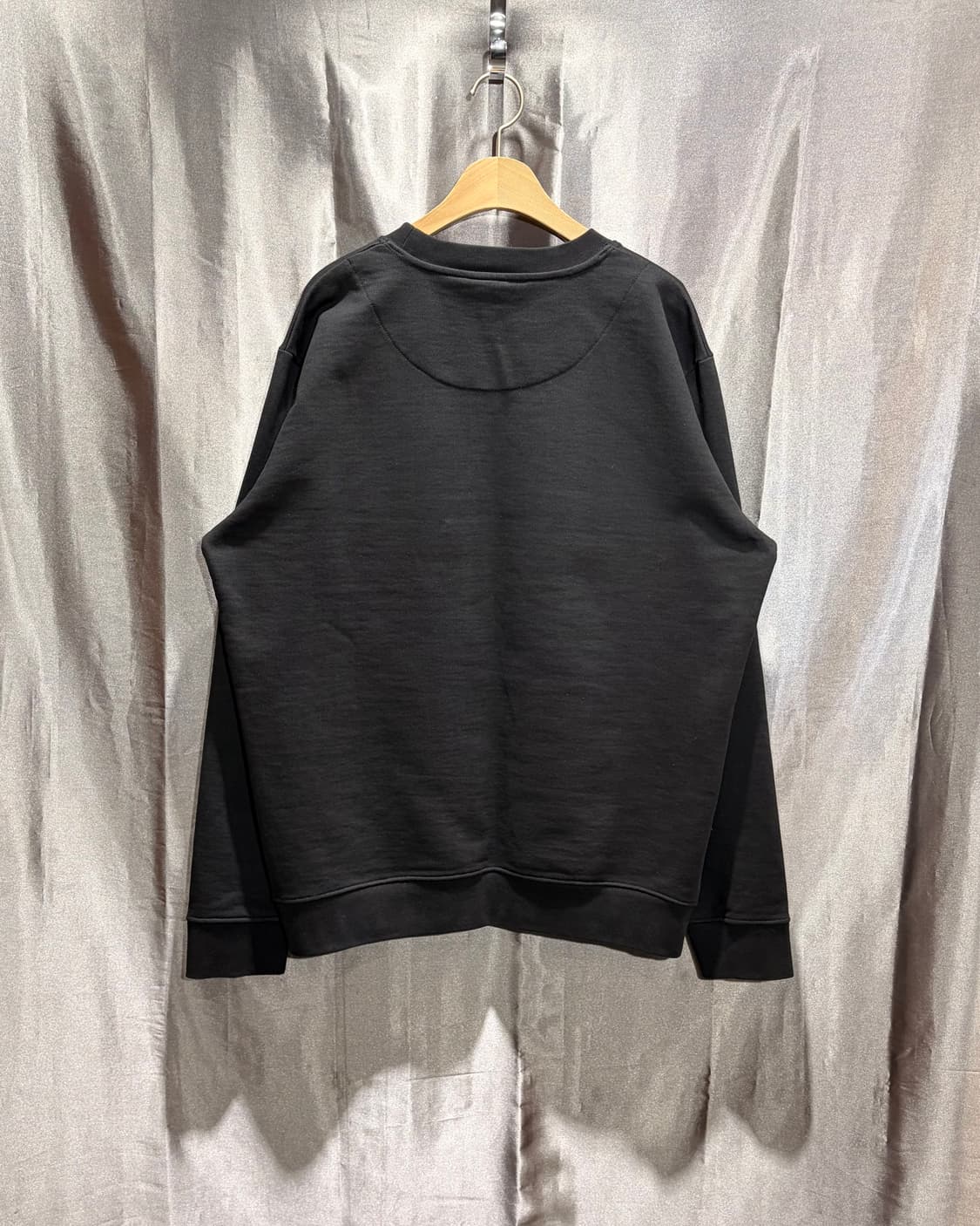 XL McQ 알렉산더맥퀸 블러드 페인팅 포켓 블랙 맨투맨 상품이미지3