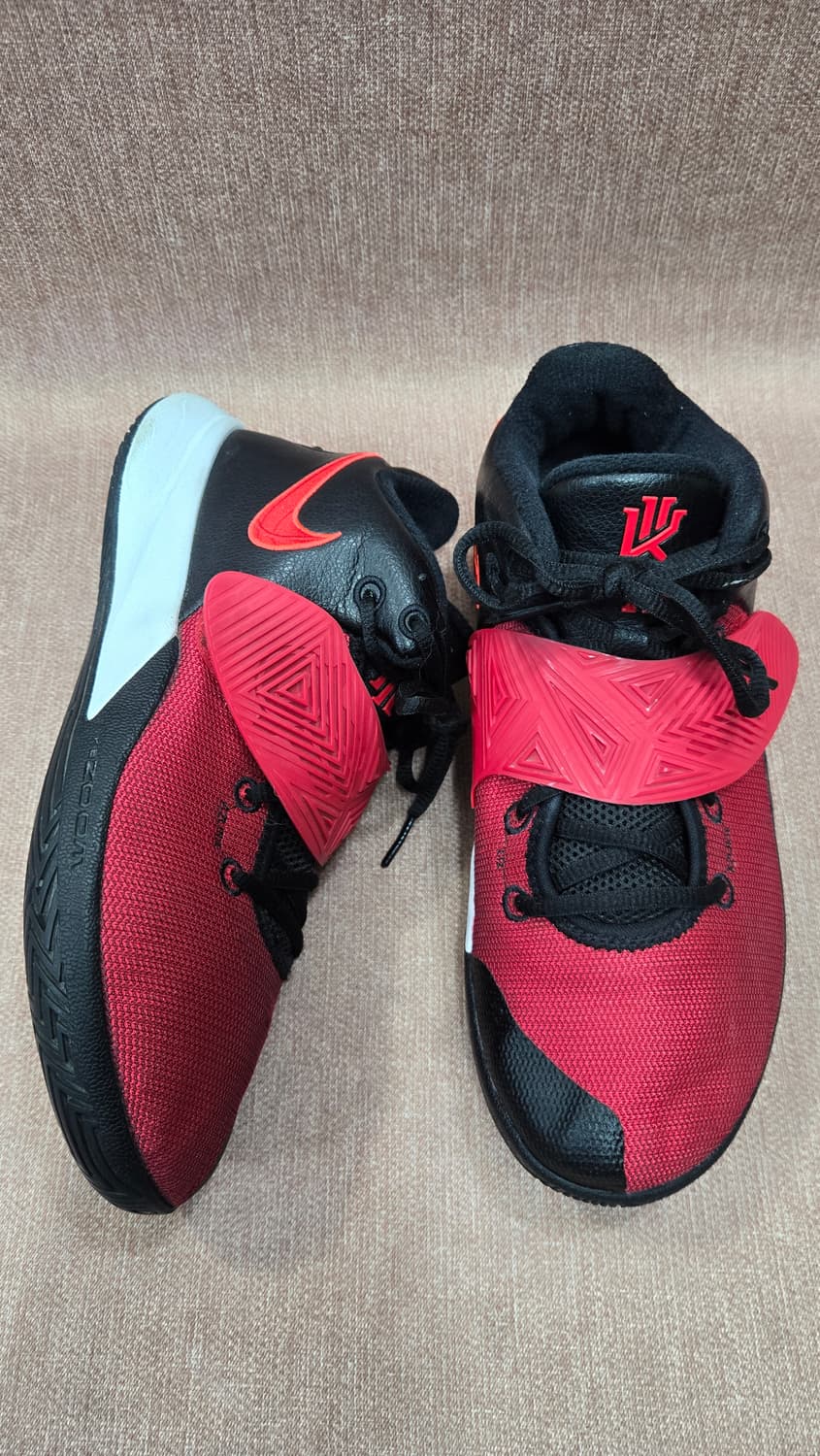 나이키 250mm- 카이리 플라이트랩3 농구화 상품이미지1