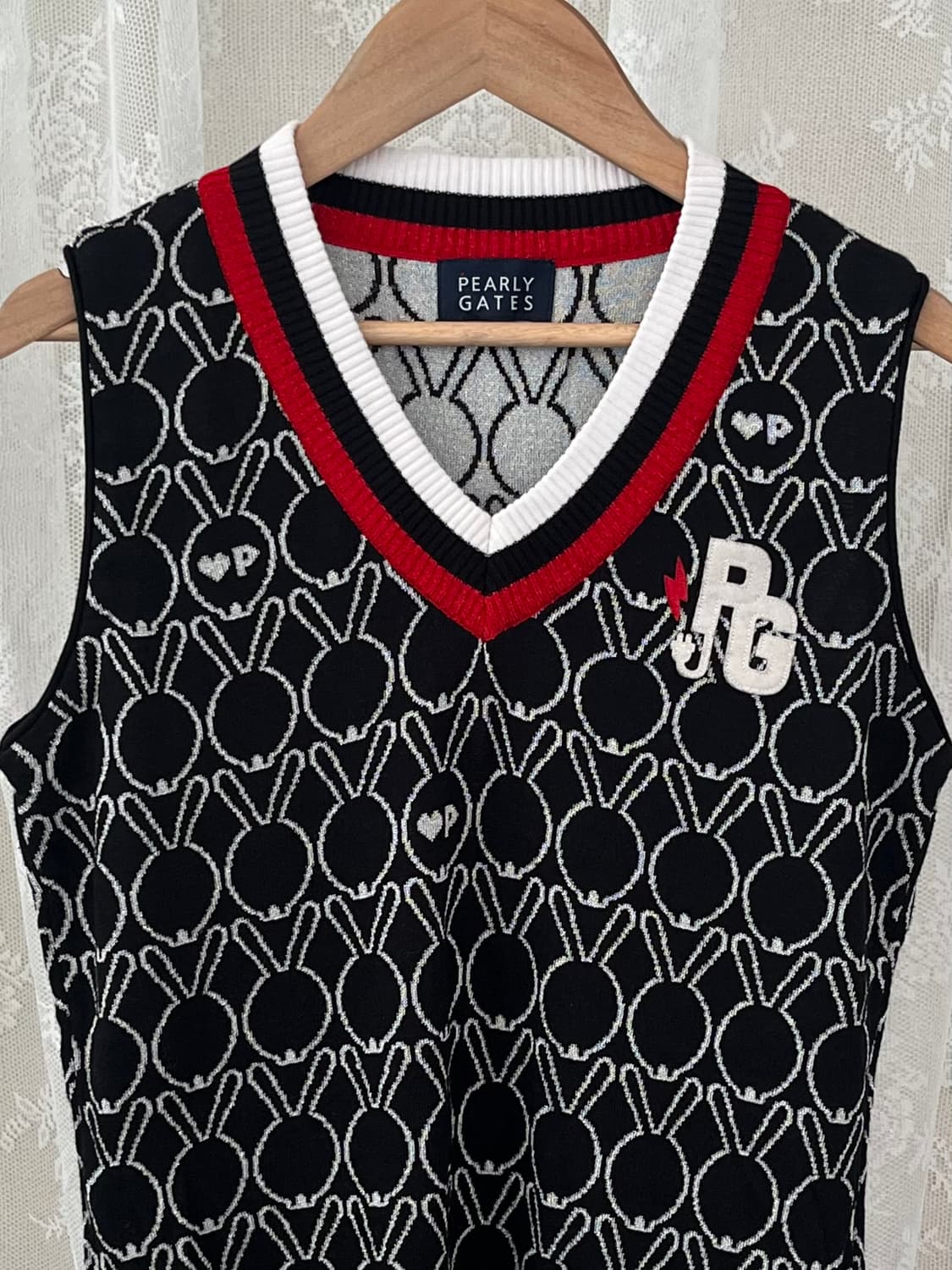 0) 파리게이츠 바니 올오버 니트 베스트 블랙 상품이미지3