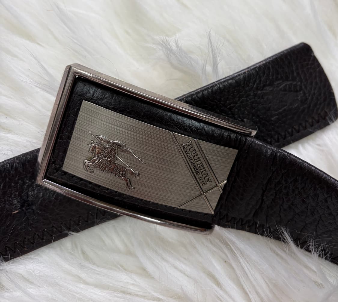 정품)버버리 가죽 벨트 블랙 남성용 상품이미지1