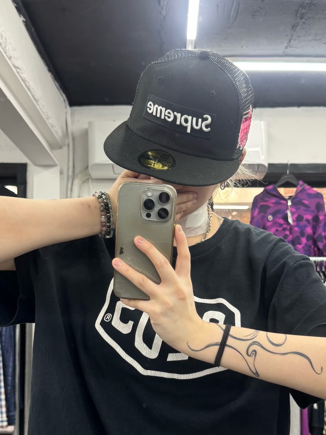 슈프림 뉴에라 메쉬캡  상품이미지1