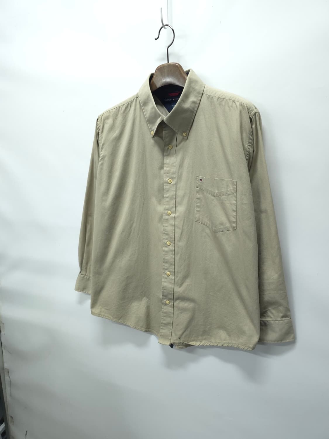 타미힐피거 클래식 베이지 버튼다운 셔츠(110) 상품이미지1