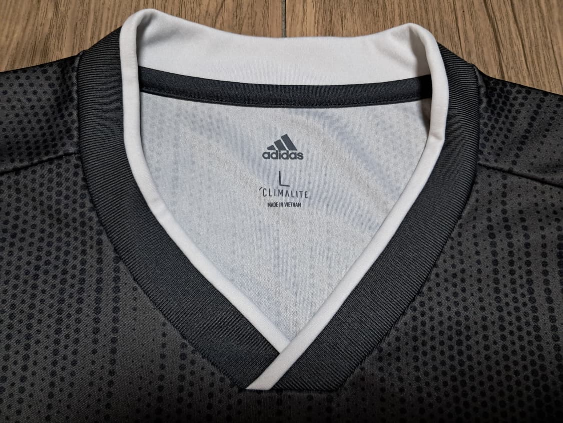 아디다스 여성 반팔티 L 상품이미지5