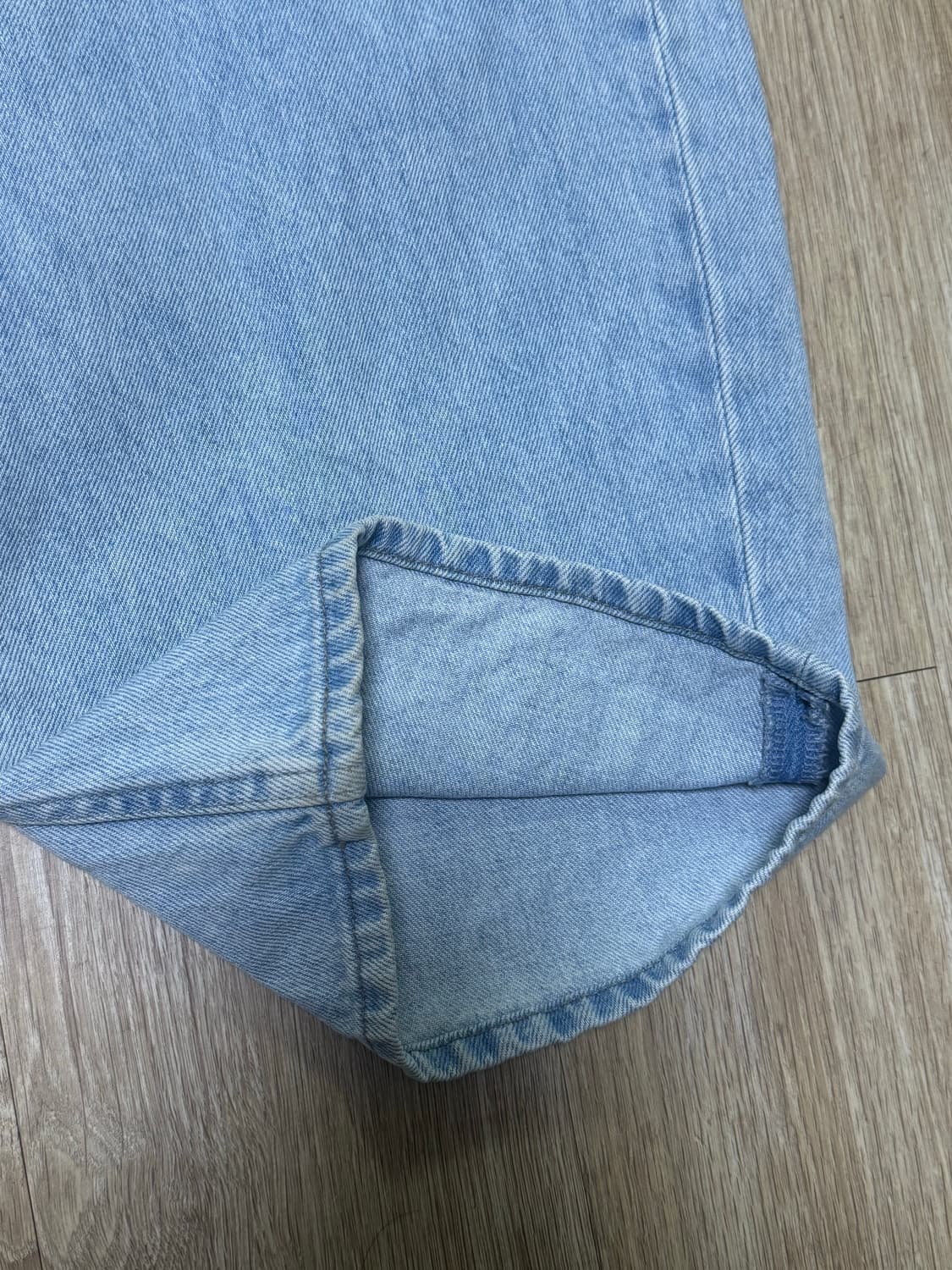 유니클로 배기커브진 연청 26 상품이미지8