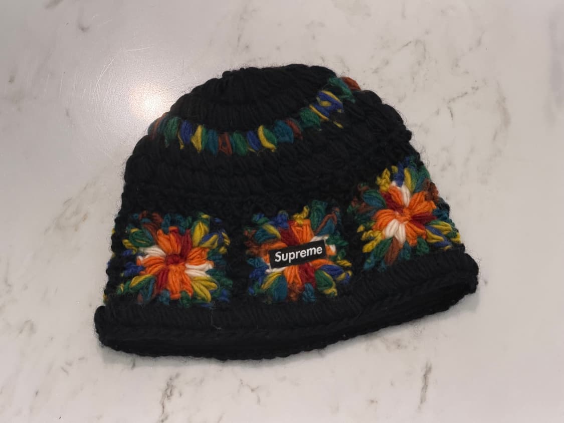 슈프림 크로셰 비니 블랙 25SS 상품이미지2