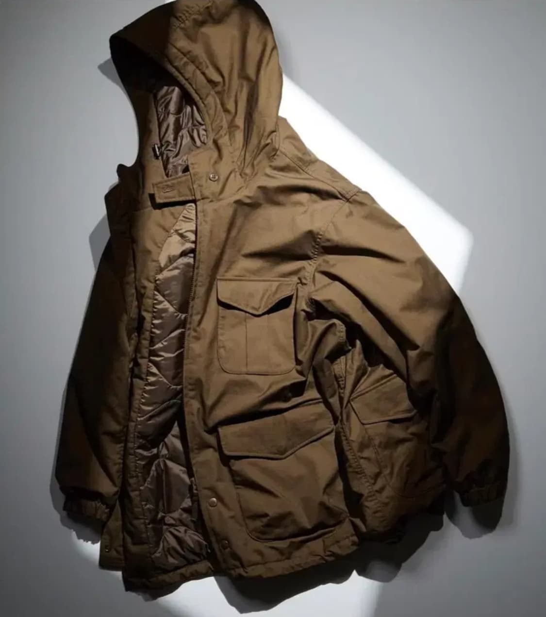 유니클로 X 엔지니어드가먼츠 퍼프테크 후드 코트 (size L) 상품이미지3