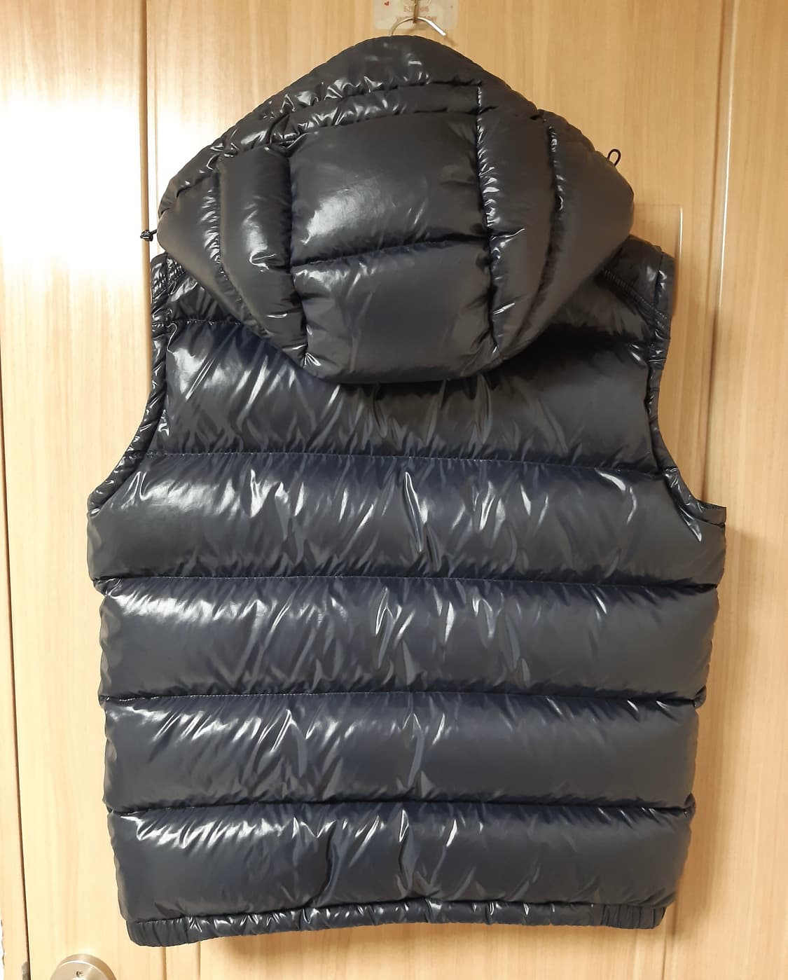 몽클레어 패딩 조끼 후드 상품이미지2