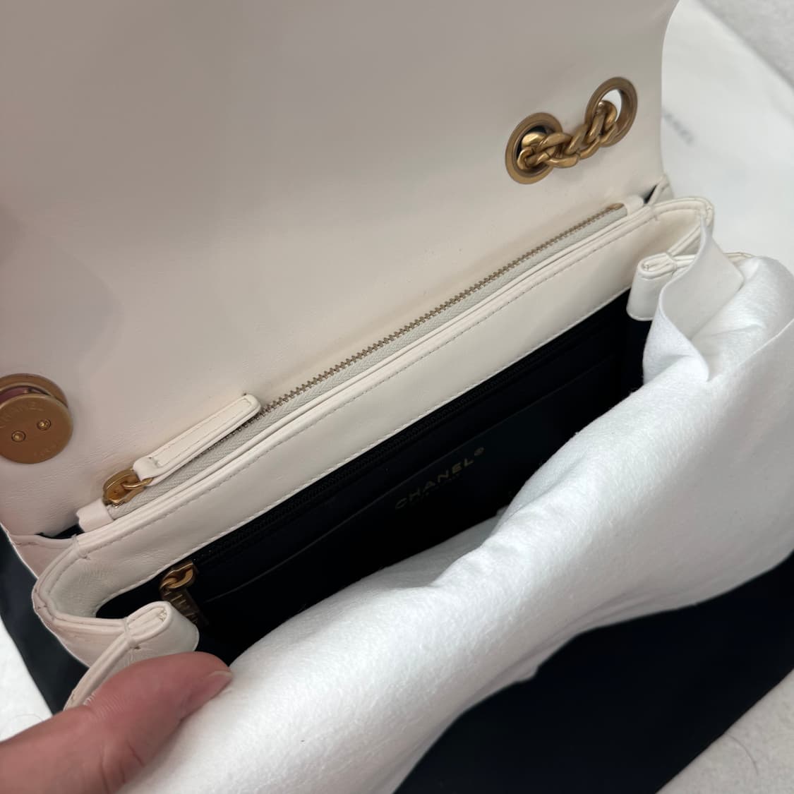 샤넬 클래식 시즌 플랩백 AS3609 상품이미지9