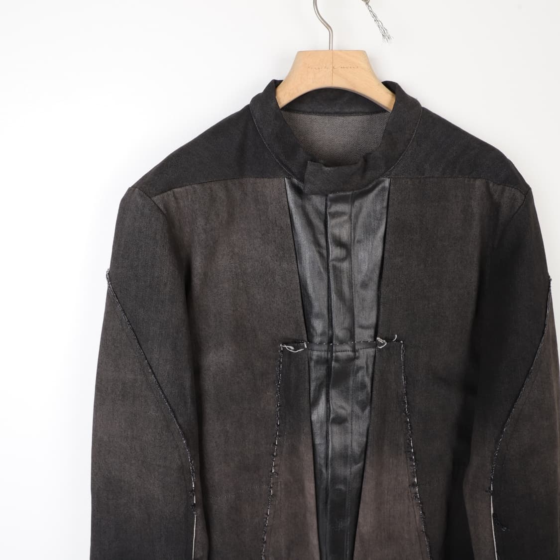 50 / Rick Owens 릭오웬스 23SS 런웨이 워싱 데님 자켓 상품이미지3