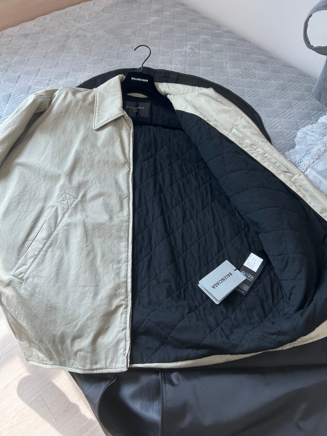 발렌시아가 유니티 워크자켓 xs 새상품 상품이미지3