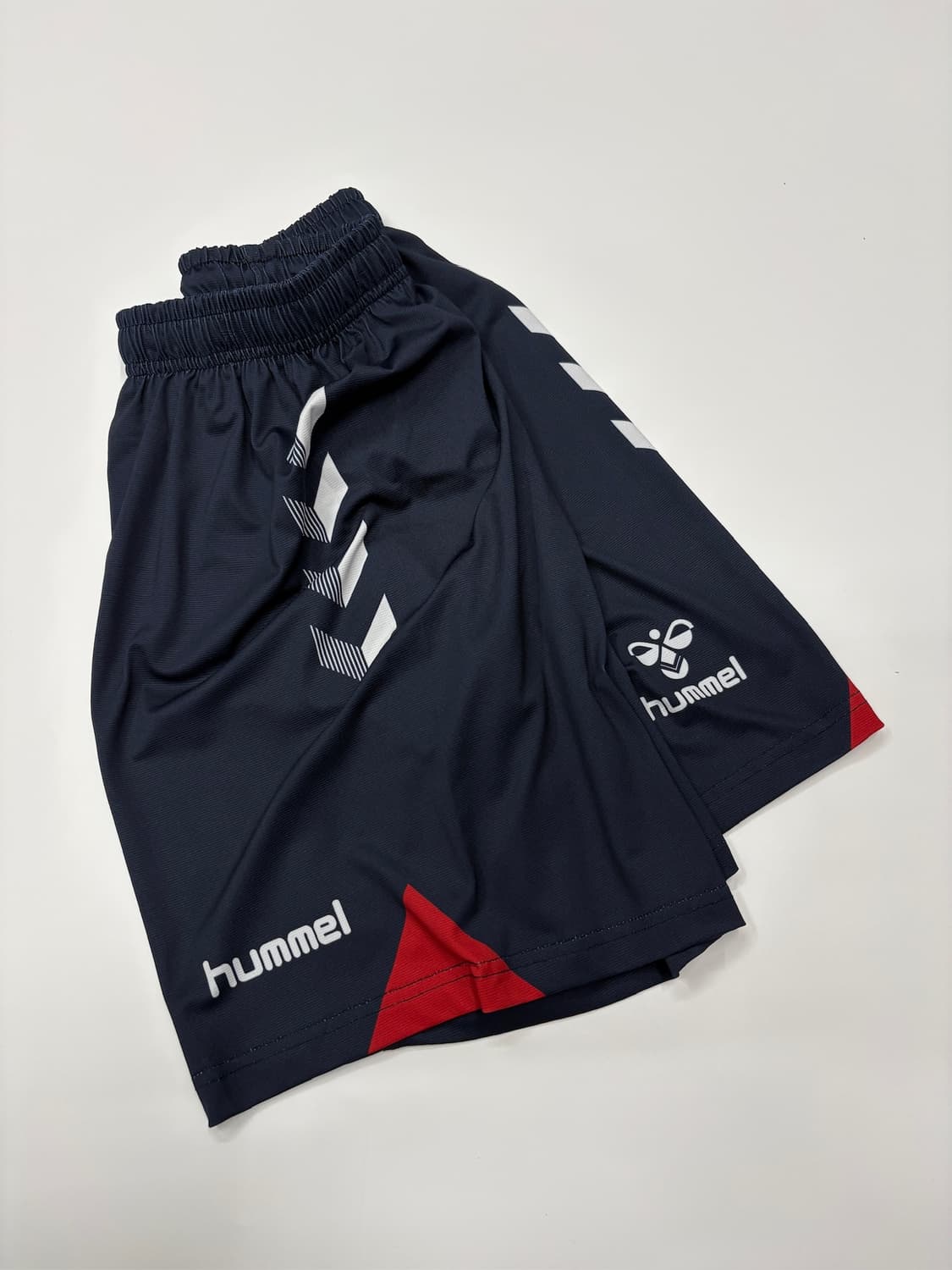 hummel 험멜 수원 FC 트레이닝 축구 쇼츠 반바지 상품이미지3