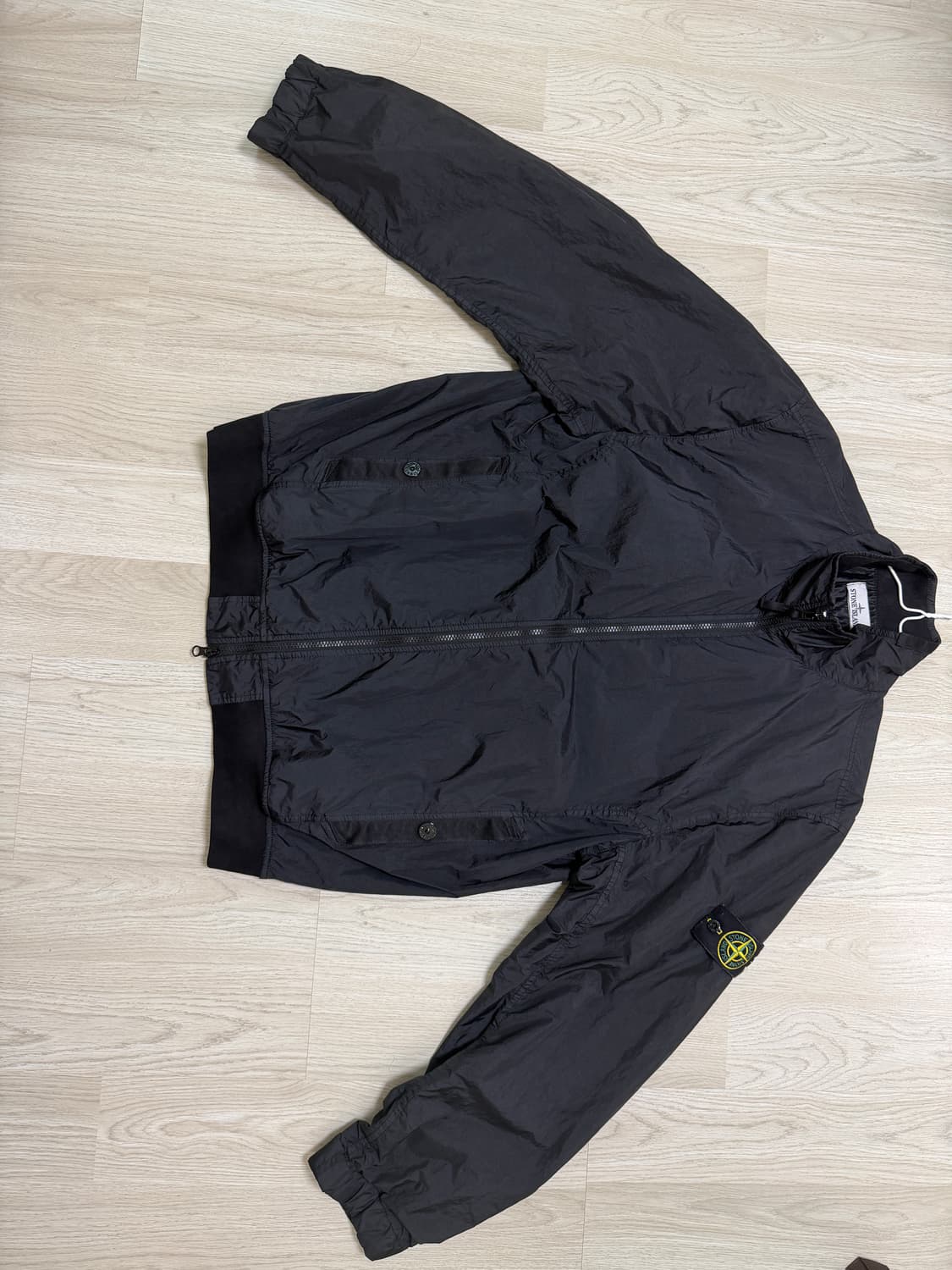 스톤아일랜드 25ss 크링클랩스 바람막이 논후드 상품이미지1