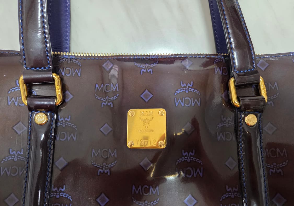 MCM 비세토스 에나멜 토트백 상품이미지5