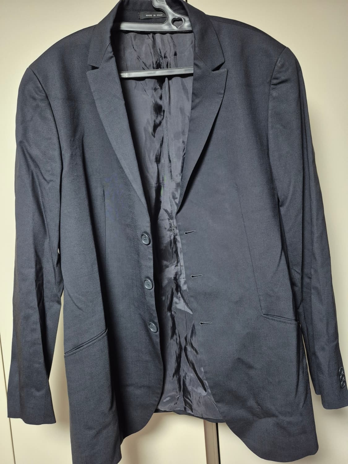 엠포리오 알마니 정품 남자 자켓 실사이즈 105 팝니다 상품이미지1