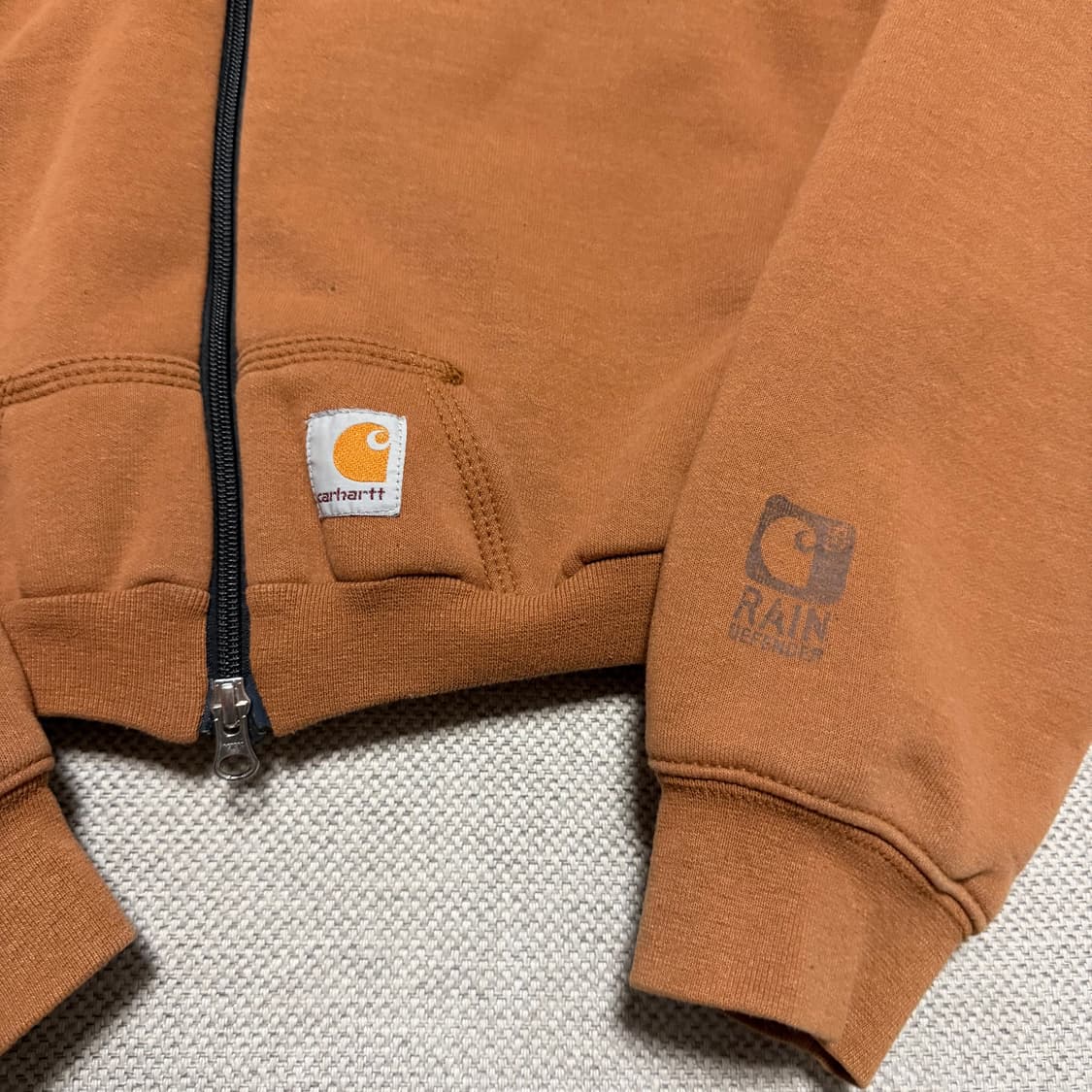 칼하트 써멀 커스텀 크롭 후드 집업 상품이미지2