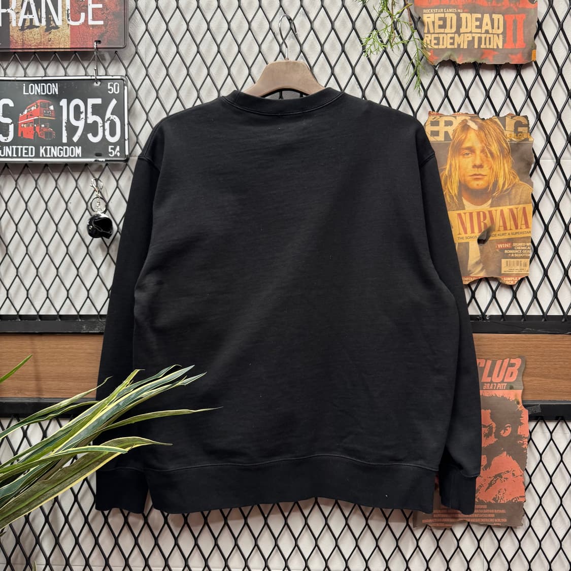 마리떼 프랑소와 저버 맨투맨 전면 레터링 로고 포인트 블랙 상품이미지2