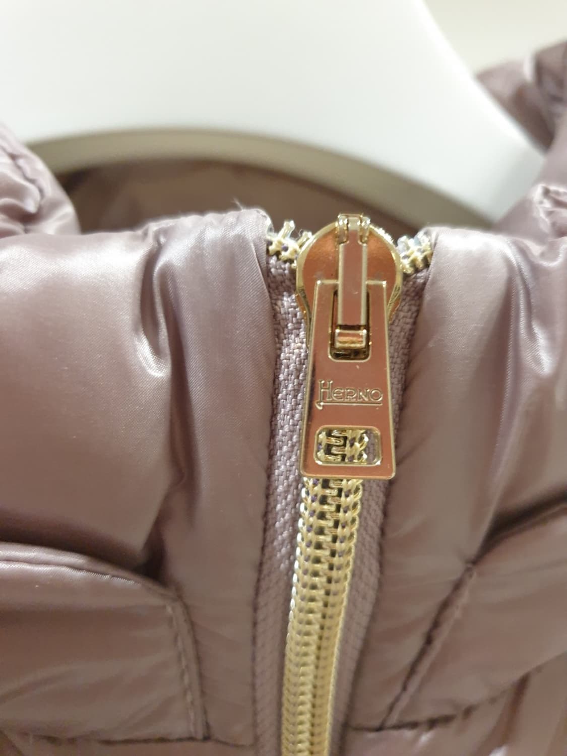 에르노 여성 패딩조끼 상품이미지2