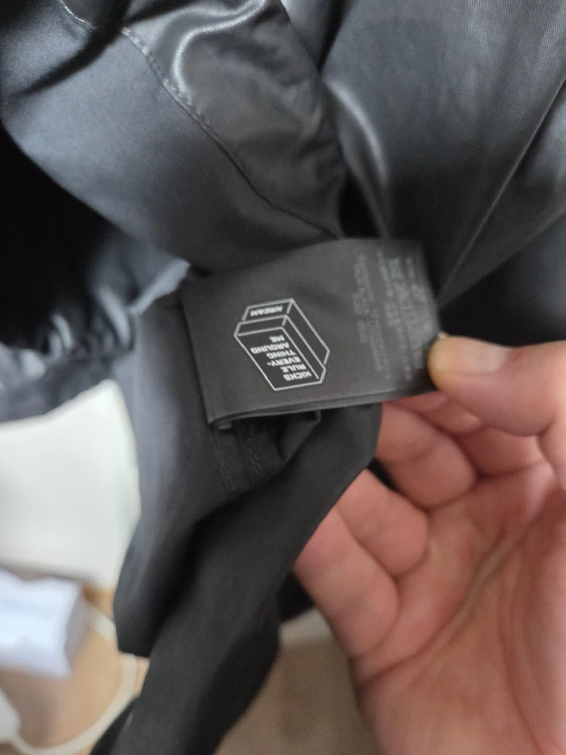 이지갭 엔지니어드 바이 발렌시아가 코티드 코튼 아노락 블랙 XXL 사이즈 상품이미지5