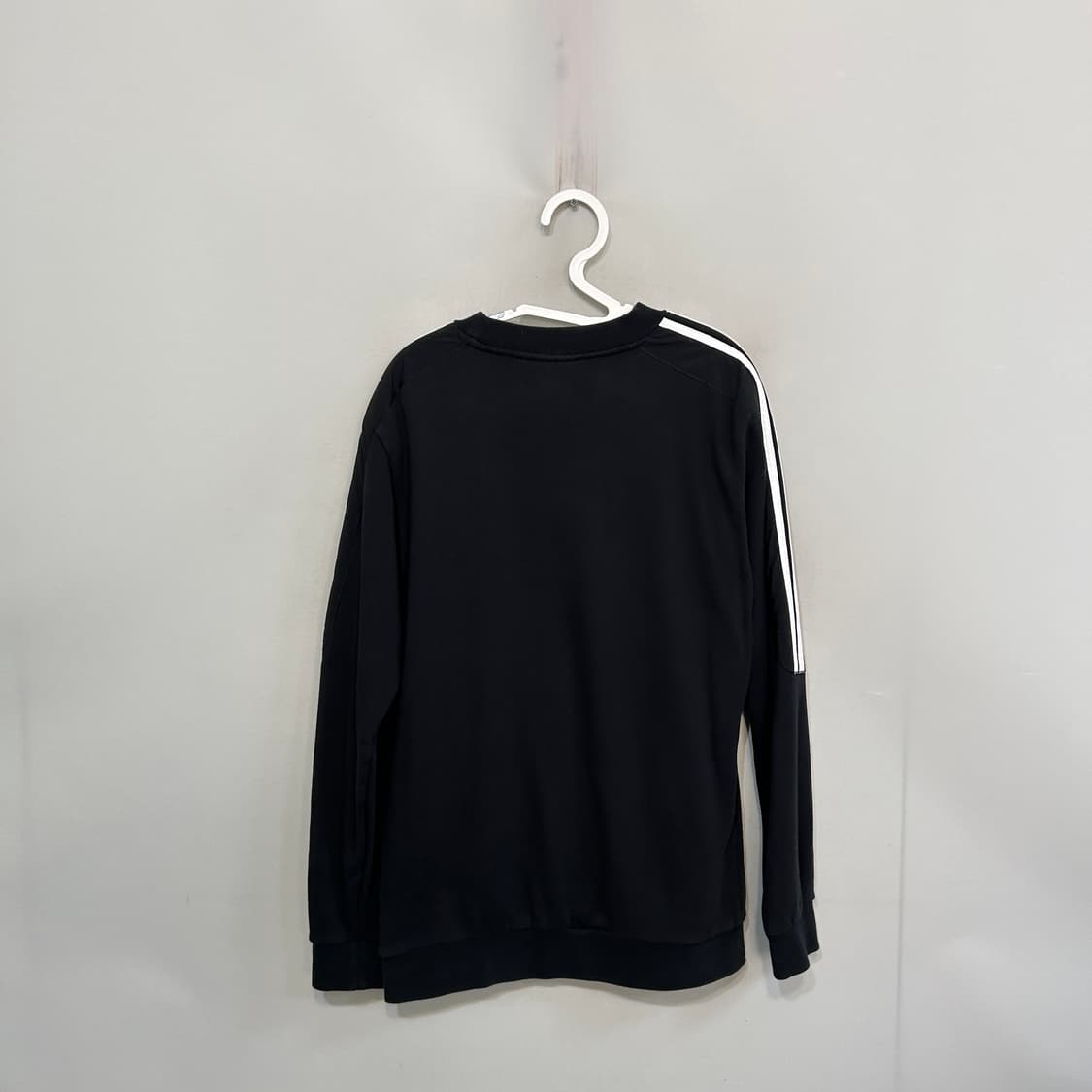 아디다스 파이어버드 맨투맨 100 블랙 상품이미지3