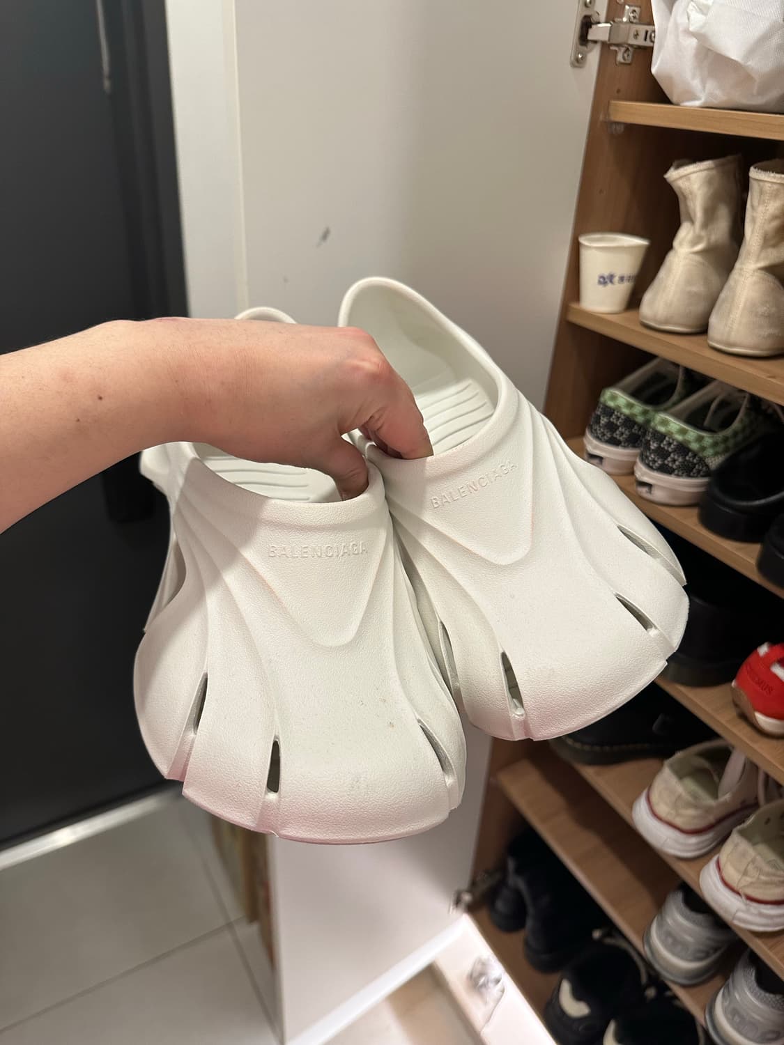 발렌시아가 몰드 클로즈드 44사이즈 상품이미지7