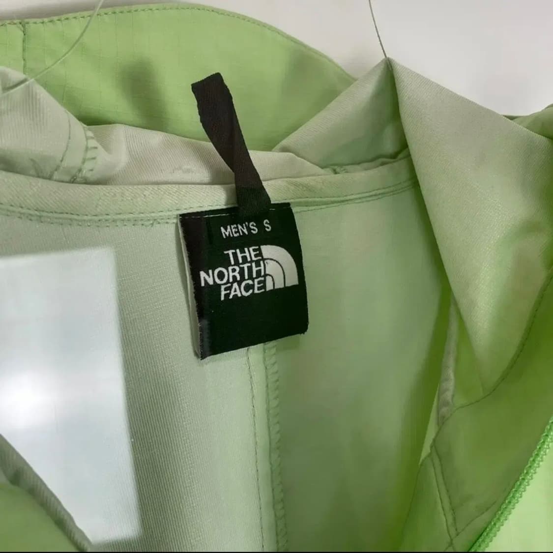 노스페이스 소프트쉘 바람막이 상품이미지3