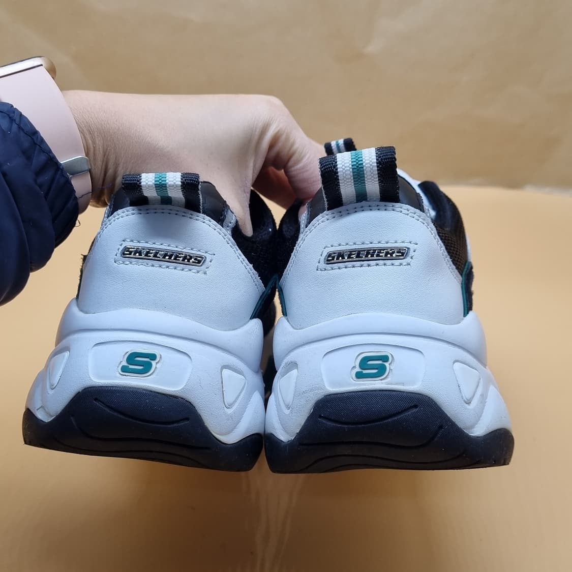 스케쳐스 딜라이트3 여성운동화240  상품이미지4