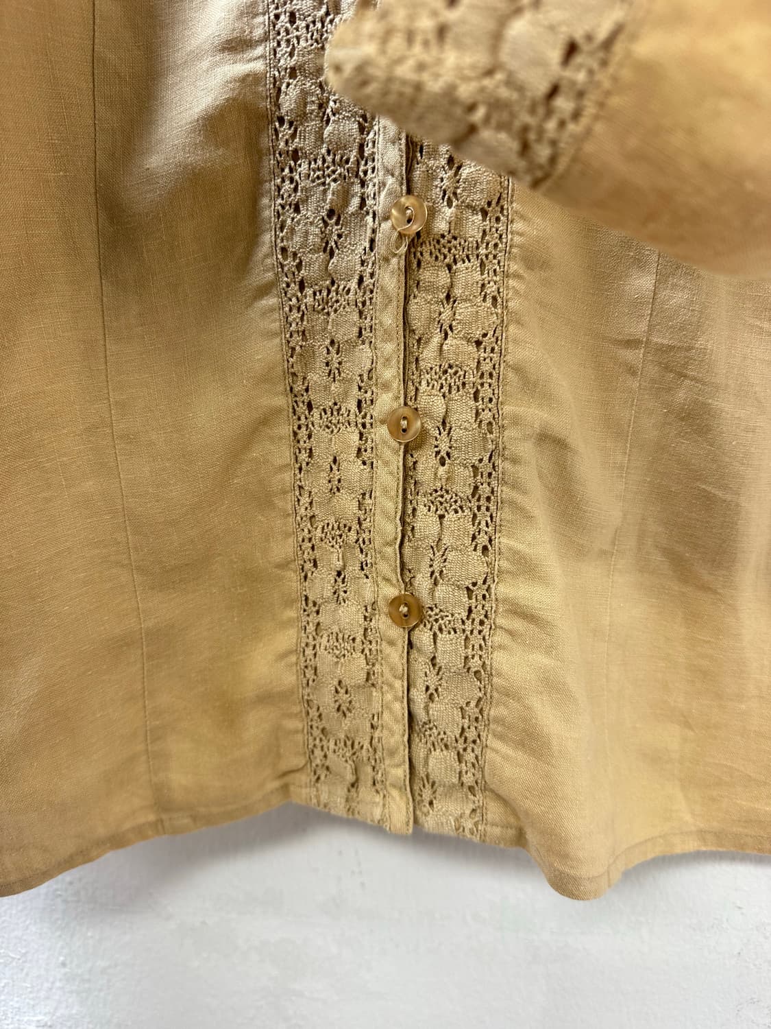 드라이완료 Laura Ashley 하구미 무드 린넨 레이스 블라우스 상품이미지3