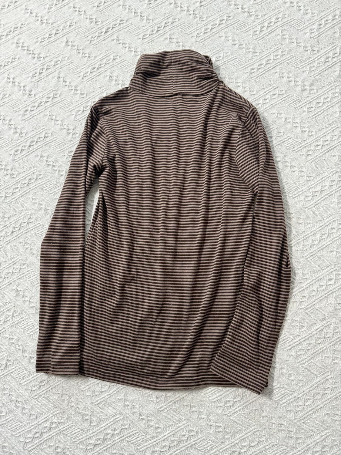 스트라이프 패턴 셔링 넥 폴라 티 상품이미지6