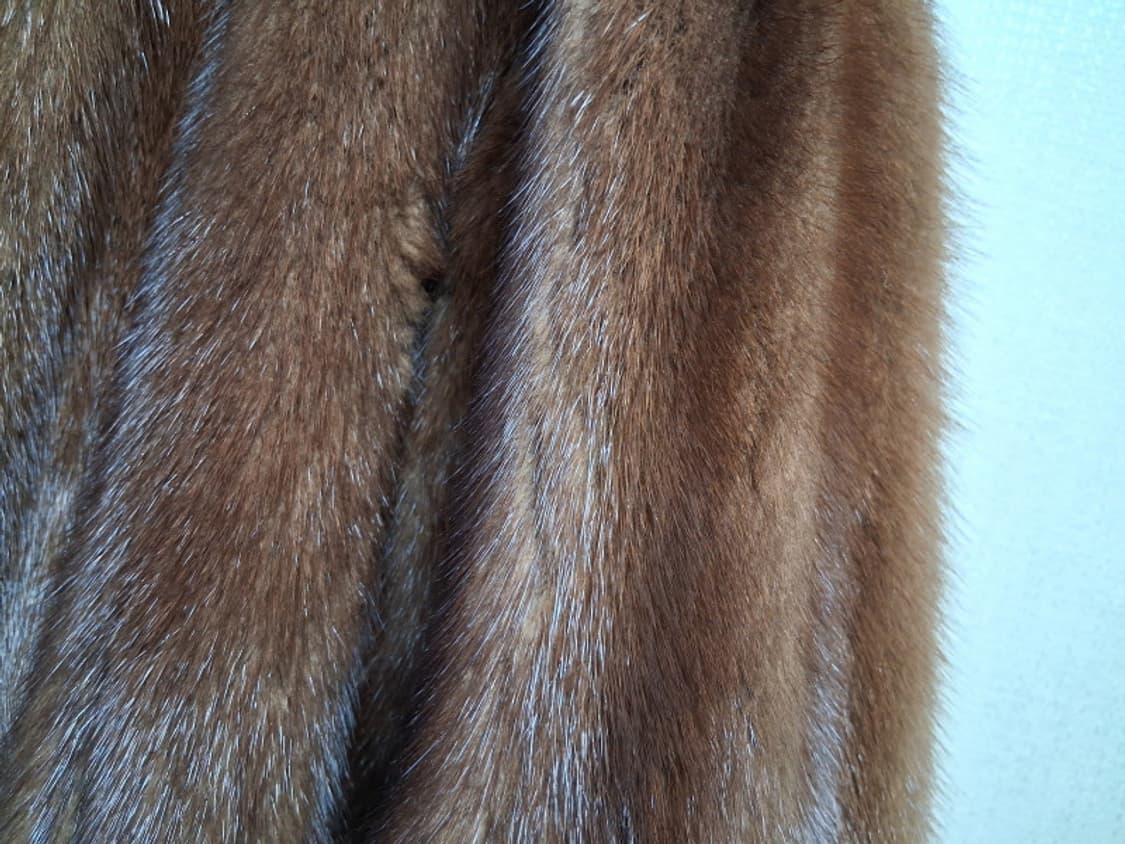 휘메일 밍크코트 브라운 서남모피 암밍크 최상의컨디션77
 상품이미지5