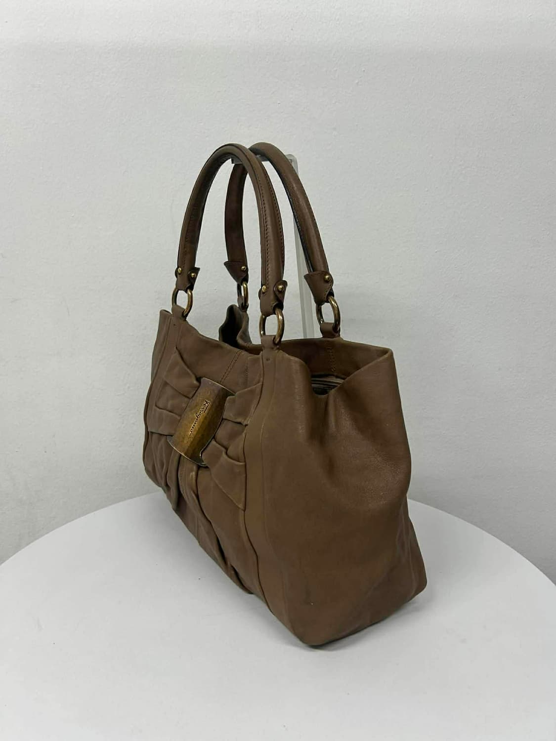 살바토레 페라가모 바라 리본 레더 토트백 숄더백 상품이미지4