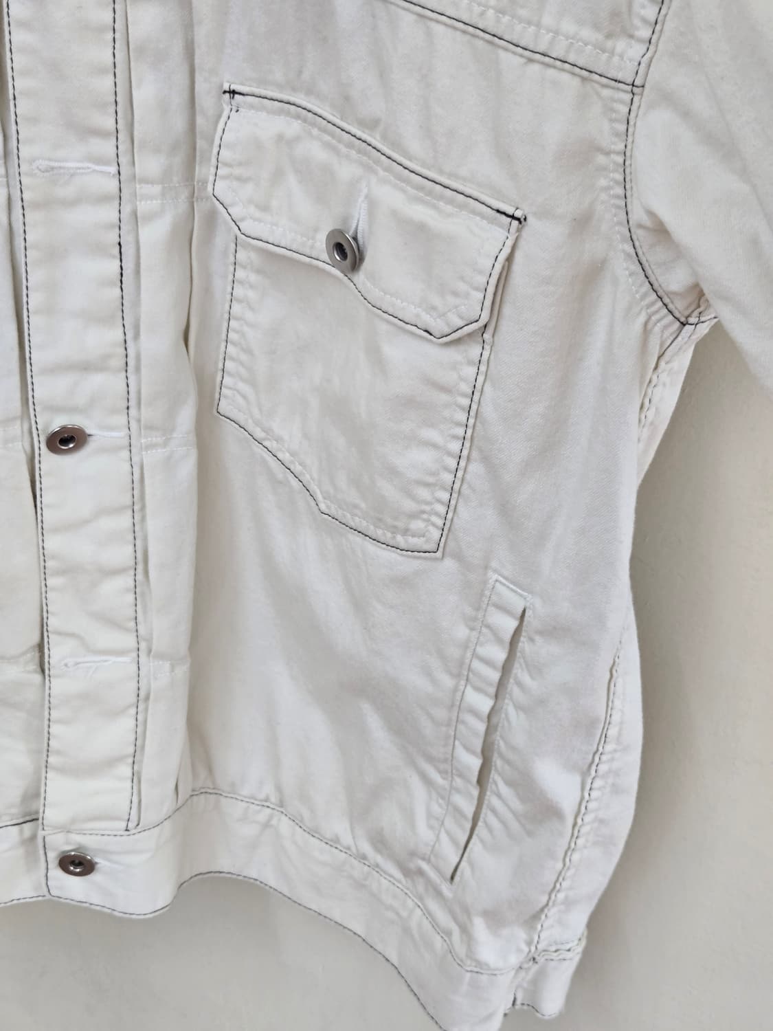 에잇세컨즈 화이트 에크루 트러커 데님 자켓 L 봄자켓 추천 상품이미지4