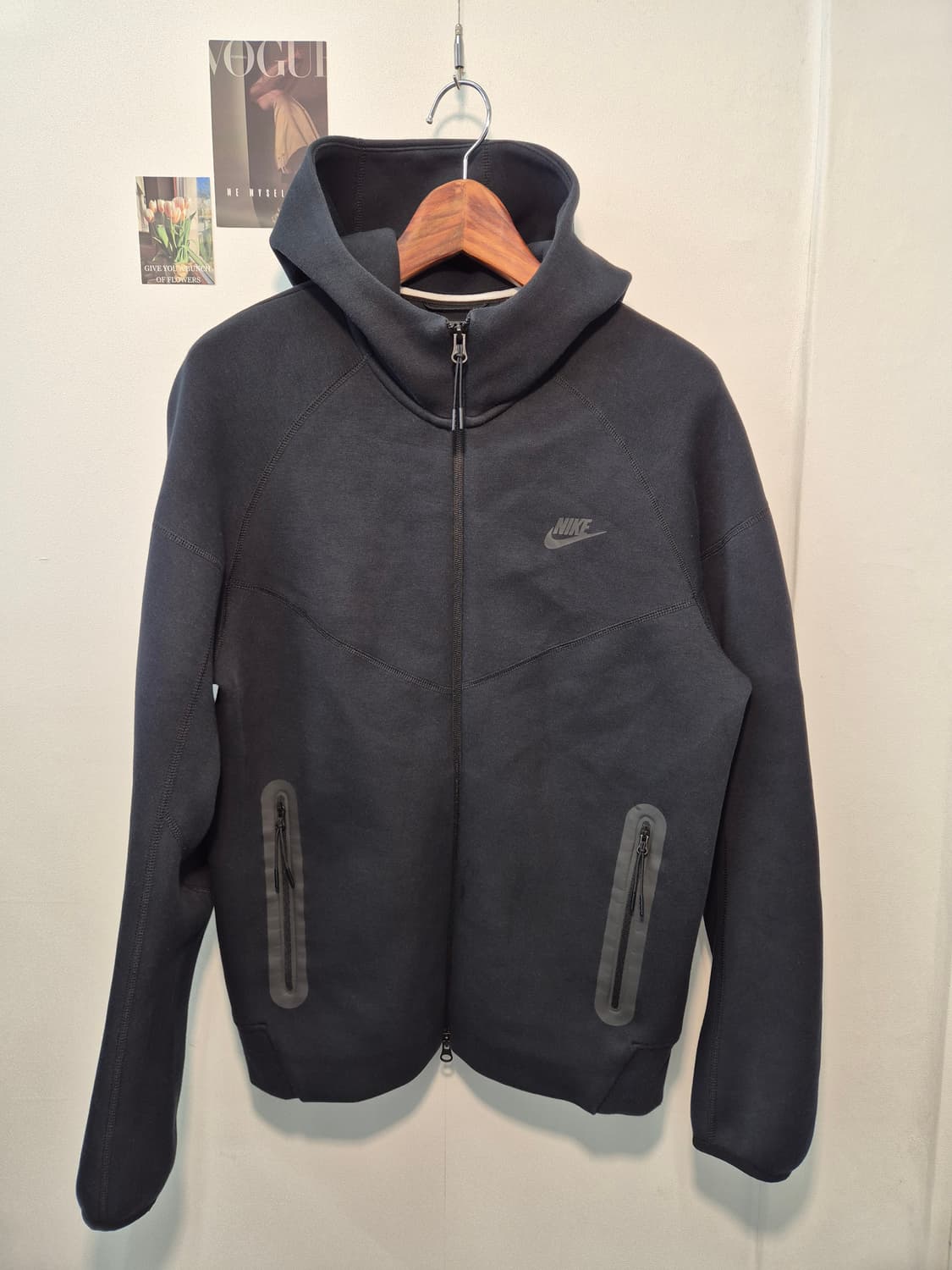 나이키 테크팩 풀집업 윈드러너  L
사이즈  상품이미지1